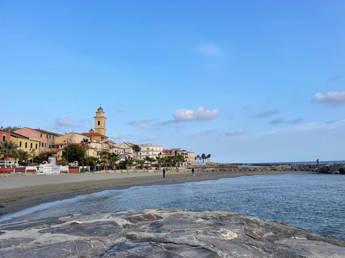 Casa Del Cardinale Appartement Santo Stefano al Mare Buitenkant foto