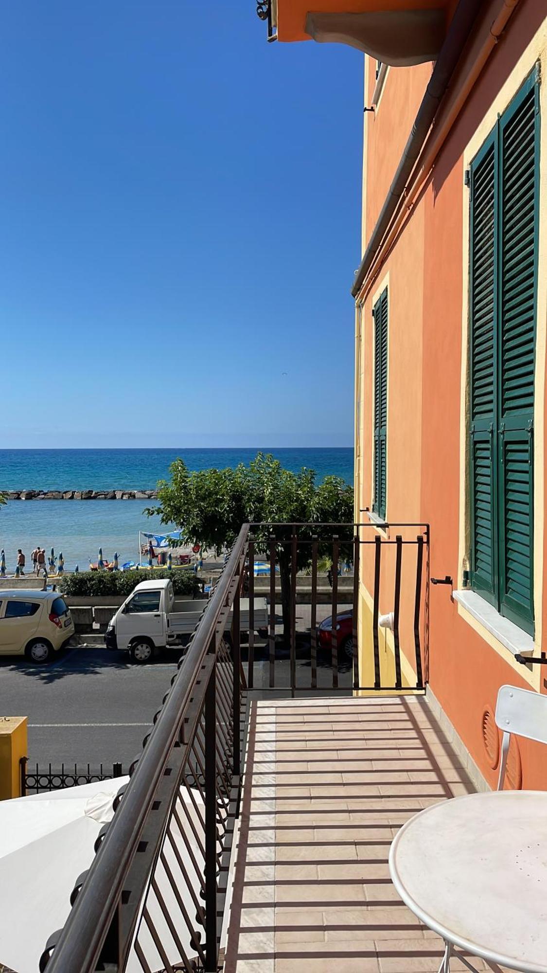 Casa Del Cardinale Appartement Santo Stefano al Mare Buitenkant foto